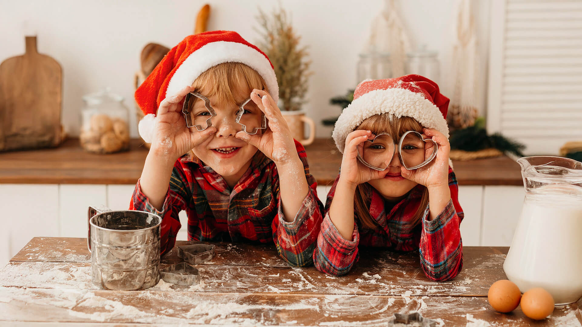 TNM_Product-image_1920x1080_December_Christams TNM_Product-image_1920x1080_December_Christams